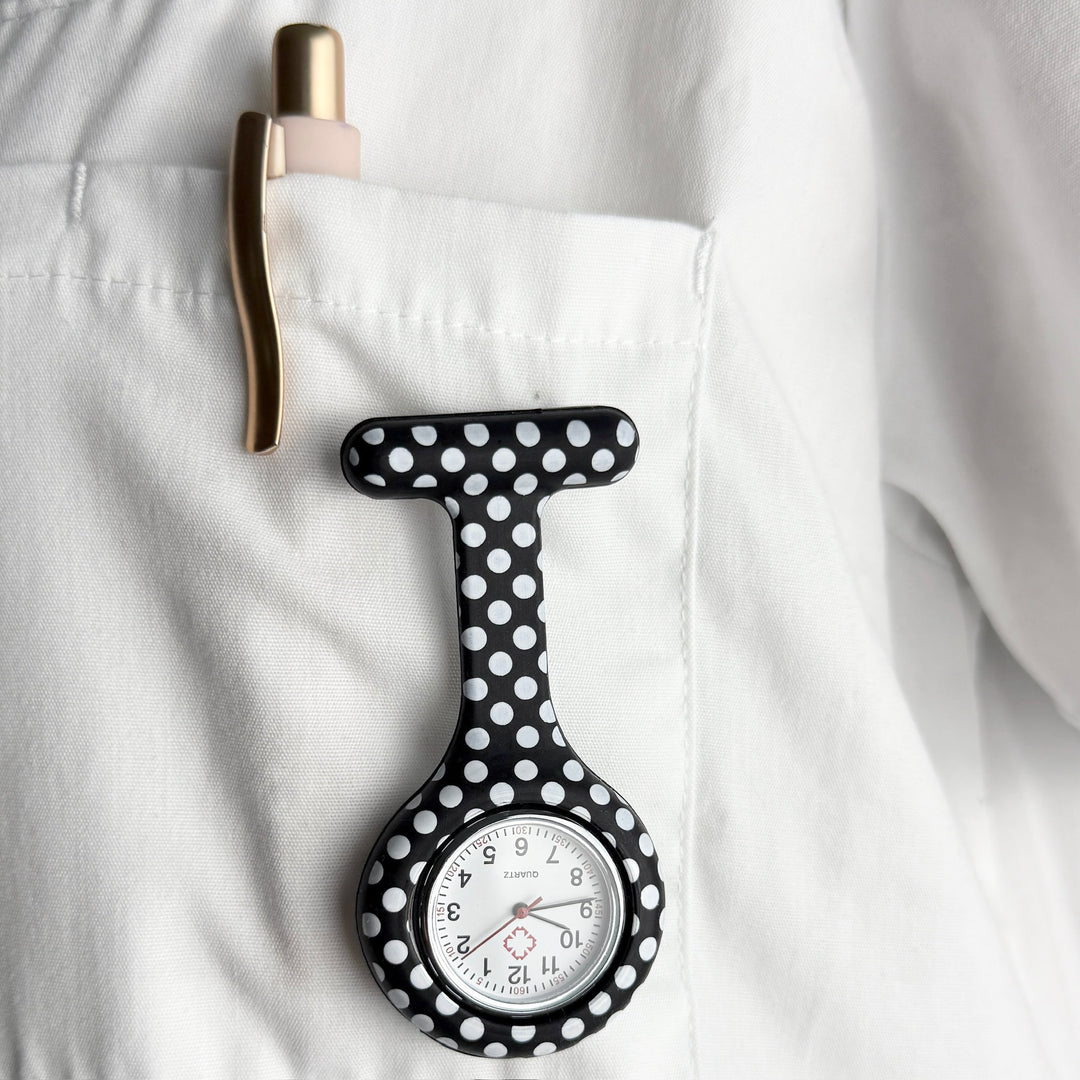 Gepunktete Uhr